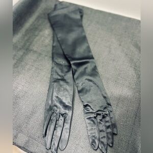 Vintage Black Nylon Gloves Mid Length Glamour Size 6-7